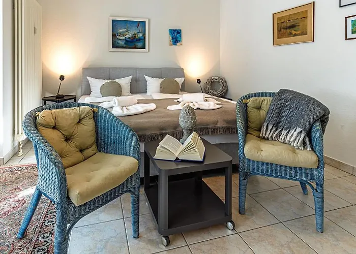 Villa Stranddistel App 1 4, Direkt Am